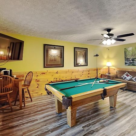 Highpoint Escape Villa Gatlinburg Exterior photo